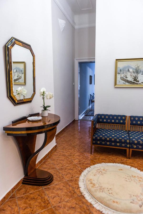 Luxury Downtown 3 Bedroom Apartment By Synagoge With Beautiful View Budapest Exterior foto